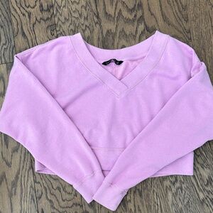 Abercrombie & Fitch Lilac/Light Pink V-Neck Sweatshirt. Crop. Size XS. *